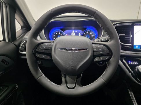 New 2026 Chrysler Pacifica Limited w/ S Appearance Package image 4