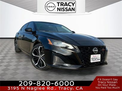 Used 2023 Nissan Altima 2.5 SR w/ SR Premium Package