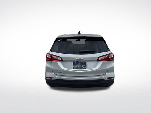 Used 2020 Chevrolet Equinox LS w/ LS Convenience Package FWD image 7