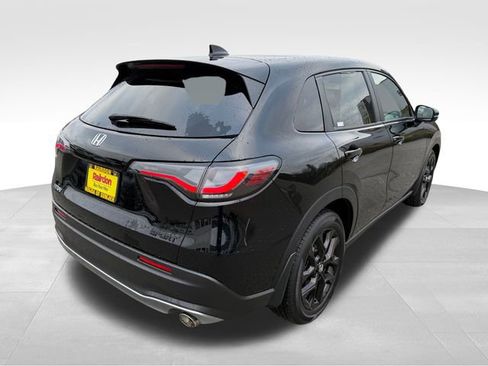 Certified 2024 Honda HR-V Sport image 10