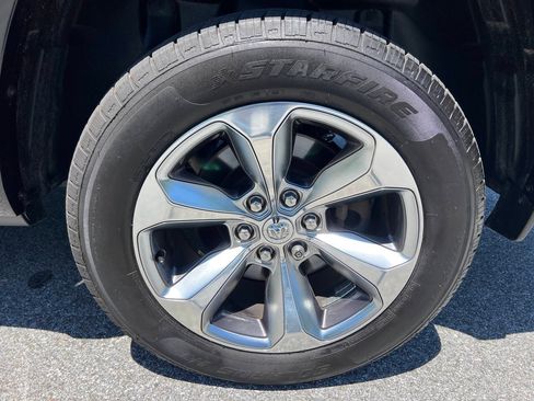 Used 2019 RAM 1500 Limited AWD/4WD image 27