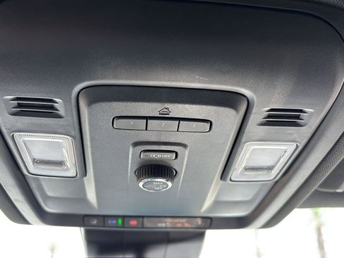 Certified 2024 GMC Yukon SLT image 36