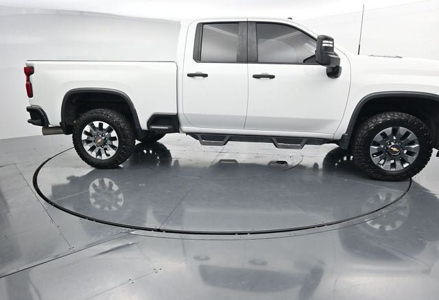 Used 2024 Chevrolet Silverado 2500 Custom w/ Custom Value Package AWD/4WD image 12