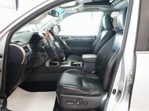 Used 2010 Lexus GX 460 460 image 27