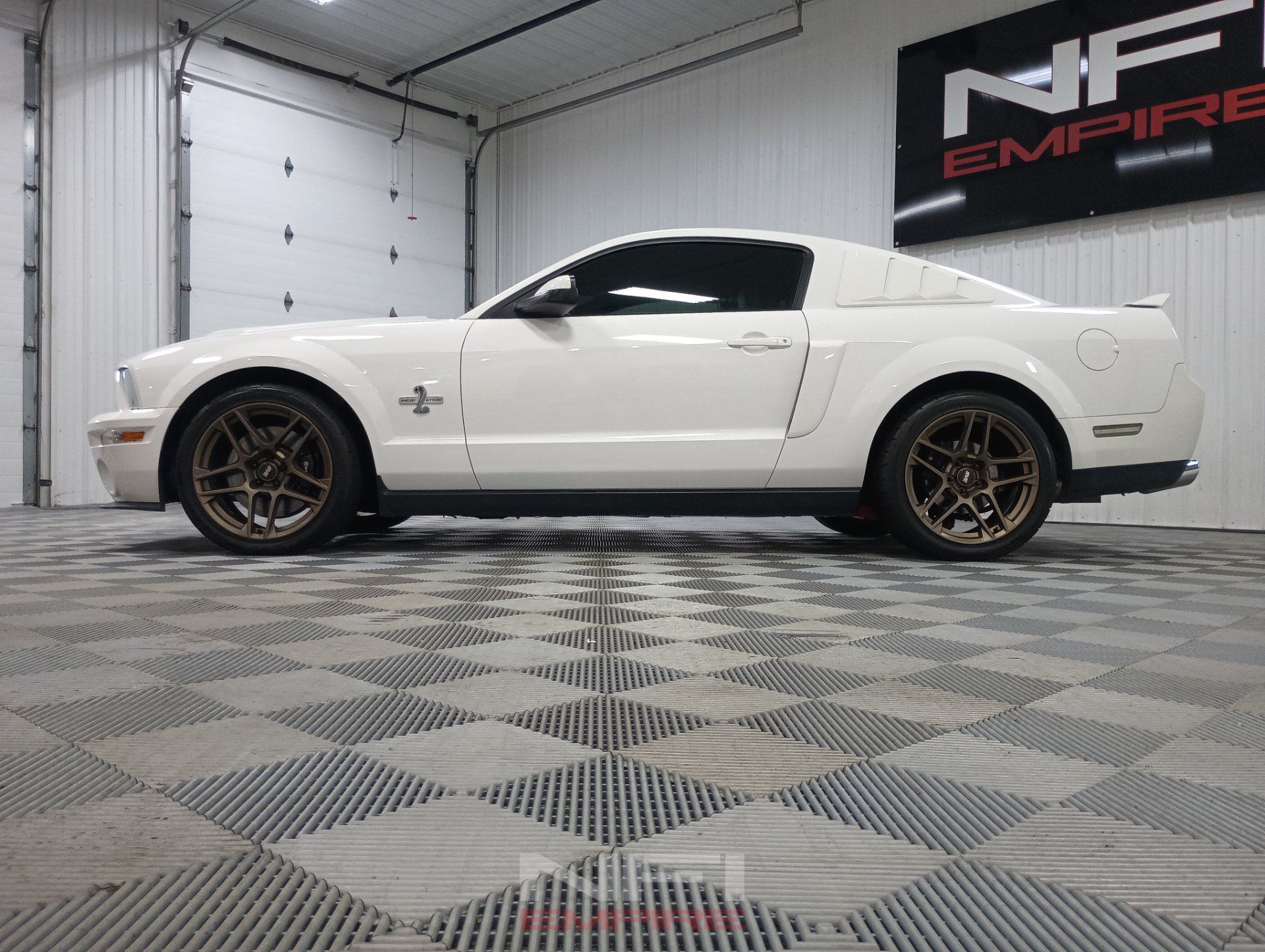 Used 2007 Ford Mustang Shelby GT500 RWD image 11