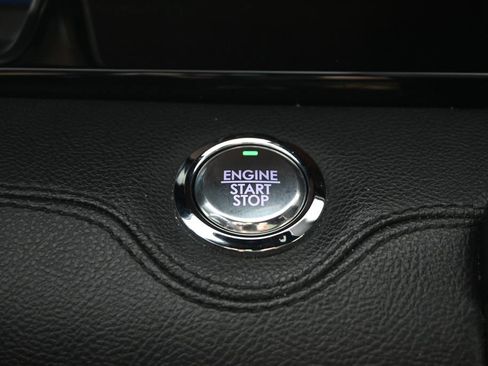 Used 2024 Lincoln Navigator L Reserve w/ Equipment Group 201A AWD/4WD image 33