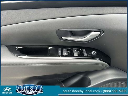 Certified 2023 Hyundai Tucson Limited AWD/4WD image 18