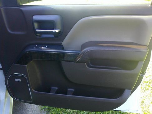 Used 2016 GMC Sierra 1500 Denali w/ Denali Ultimate Package AWD/4WD image 22