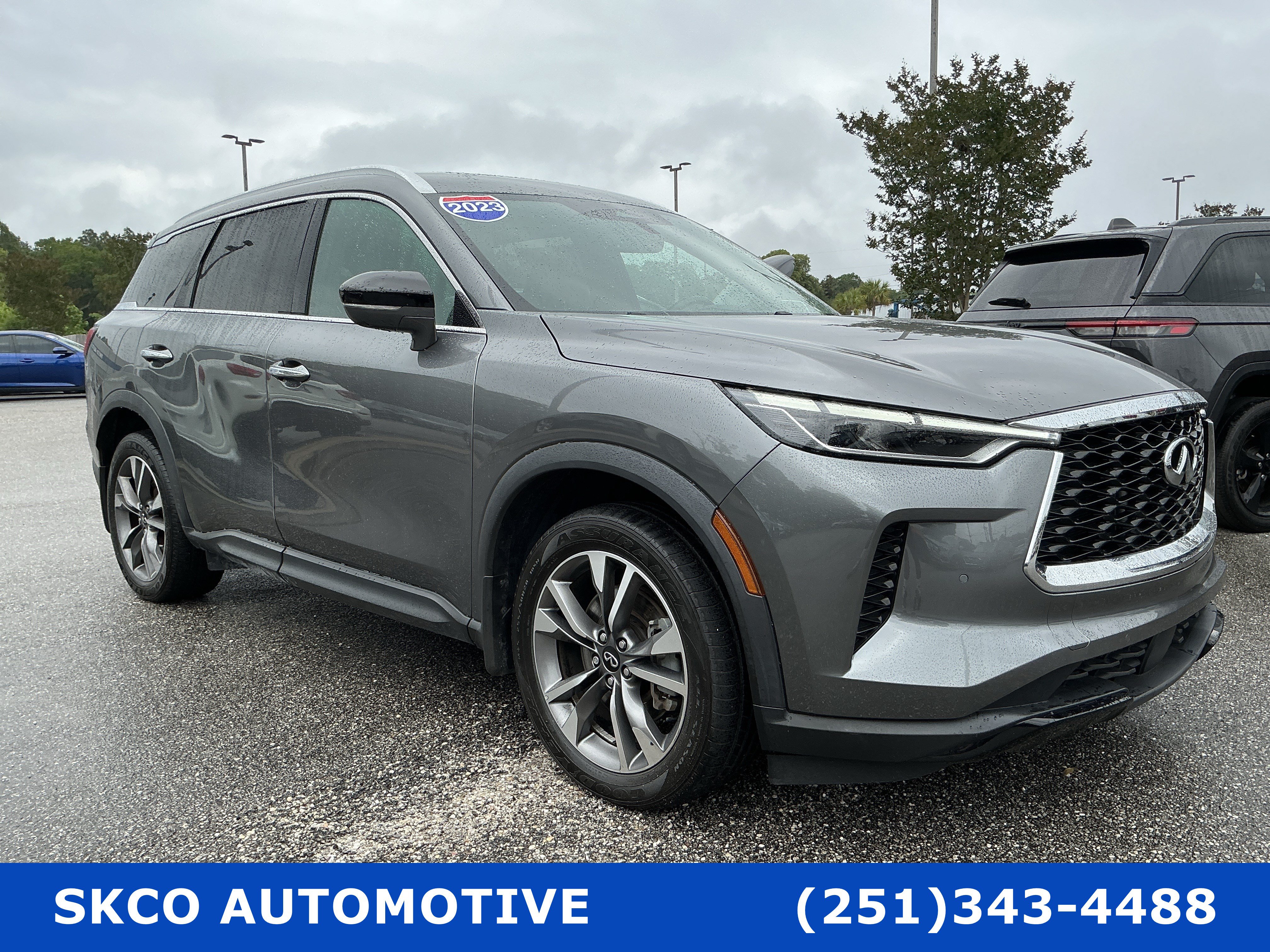 Used 2023 INFINITI QX60 Luxe w/ Performance Audio Package FWD image 7
