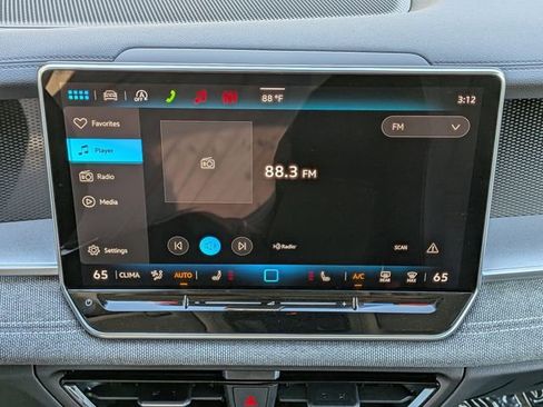 New 2026 Volkswagen Tiguan S FWD image 17