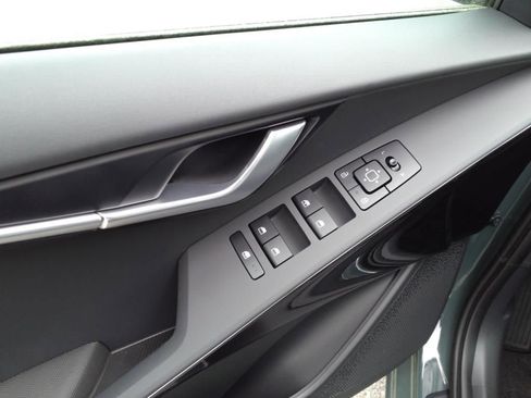 New 2025 Kia Niro EX w/ EX Cold Weather Package image 16