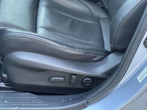 Used 2022 Subaru Outback Limited image 14