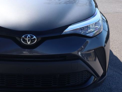 Used 2021 Toyota C-HR Nightshade image 16