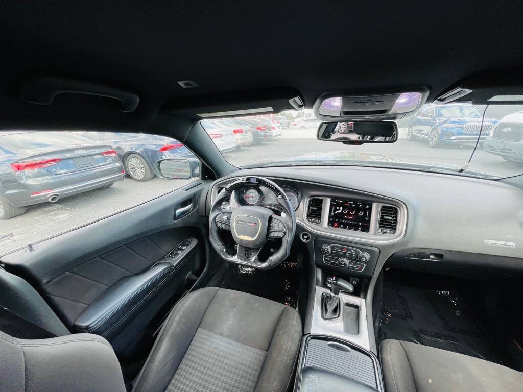 Used 2022 Dodge Charger R/T w/ Blacktop Package RWD image 18