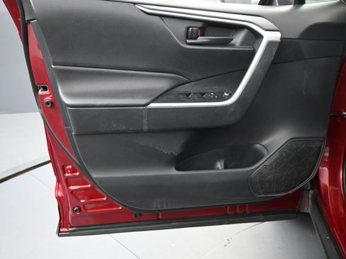 Used 2020 Toyota RAV4 LE w/ All Weather Liner Package image 16