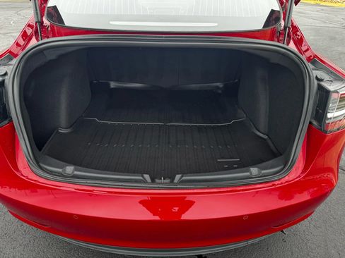 Used 2018 Tesla Model 3 Long Range image 9