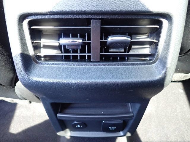 Certified 2023 Ford Edge SEL w/ Convenience Package AWD/4WD image 19