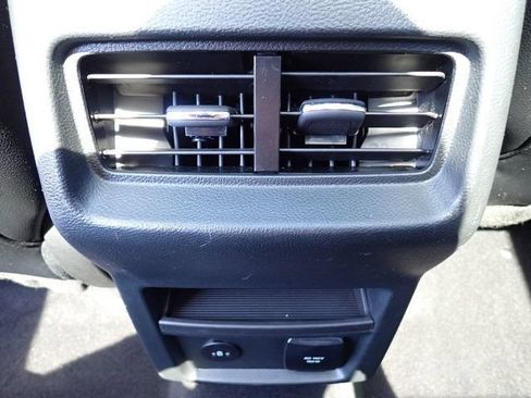 Used 2023 Ford Edge SEL w/ Convenience Package AWD/4WD image 19