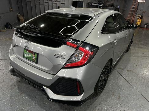 Used 2018 Honda Civic Sport image 5