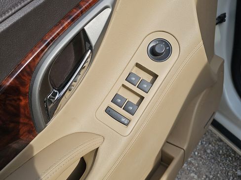 Used 2012 Buick LaCrosse Touring image 21