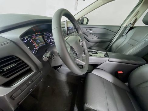 New 2026 Nissan Rogue SV FWD image 13