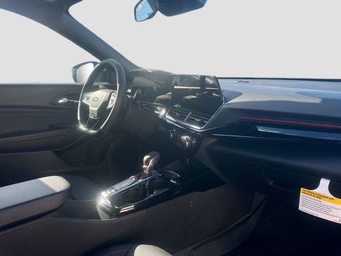 New 2026 Chevrolet Trax RS image 28