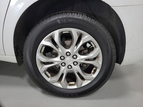 Used 2020 Buick Enclave Avenir FWD image 20