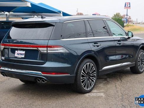 Used 2023 Lincoln Aviator Black Label w/ Class IV Trailer Tow Package image 3