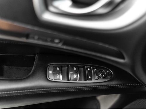 Used 2020 INFINITI QX60 Luxe w/ Essential Package AWD/4WD image 19