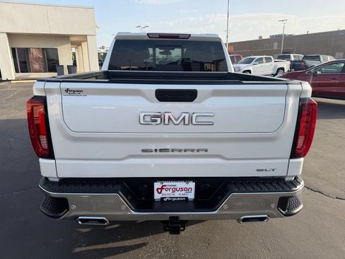 Used 2021 GMC Sierra 1500 SLT AWD/4WD image 14