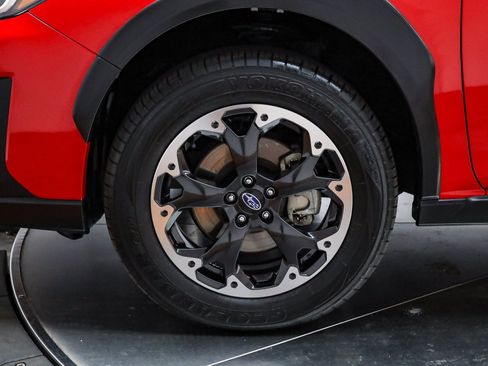 Used 2023 Subaru Crosstrek 2.0i Premium image 12