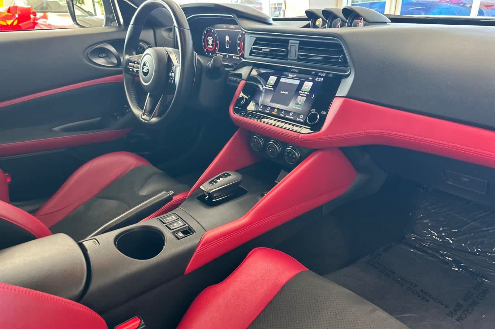 Used 2025 Nissan Z Performance w/ Floor Mat Package RWD image 13