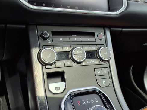 Used 2018 Land Rover Range Rover Evoque HSE Dynamic AWD/4WD image 26