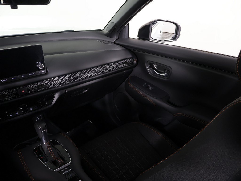 Used 2024 Honda HR-V Sport image 34