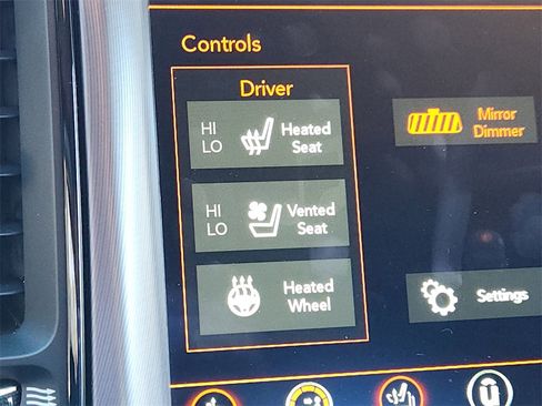 Certified 2021 Dodge Challenger R/T w/ Plus Package image 23