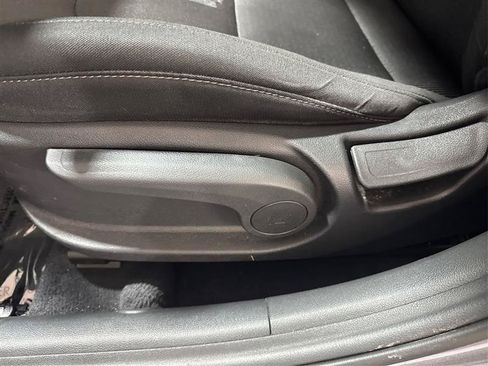 Used 2018 Hyundai Elantra SEL FWD image 19