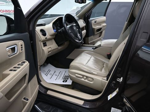 Used 2014 Honda Pilot Touring image 19