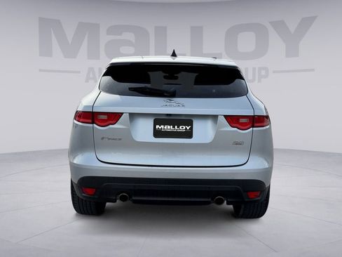 Used 2020 Jaguar F-PACE Prestige image 4