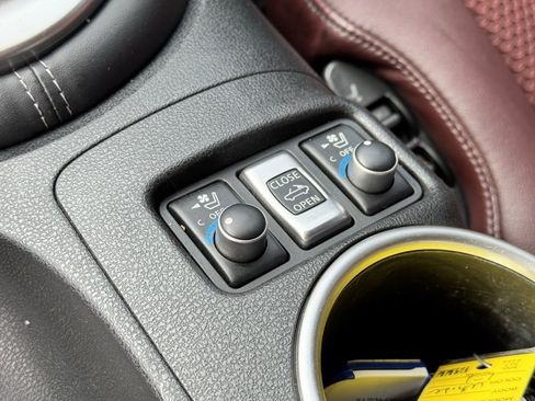 Used 2017 Nissan 370Z Touring Sport image 20