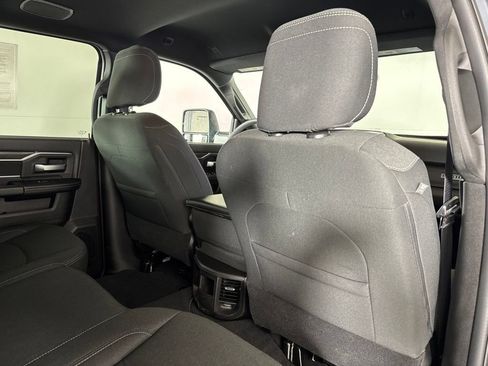 Used 2026 RAM 2500 Big Horn AWD/4WD image 35