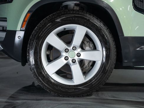 Used 2023 Land Rover Defender 110 75th Limited Edition image 34