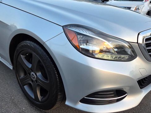 Used 2014 Mercedes-Benz E 350 4MATIC Sedan image 21