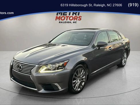 Used 2013 Lexus LS 460 L image 1
