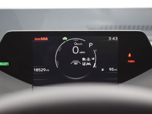 Used 2025 Toyota Prius LE image 16