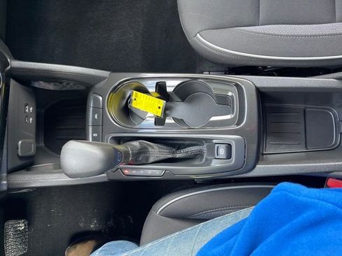 Used 2025 Chevrolet TrailBlazer LT w/ Driver Confidence Package image 15