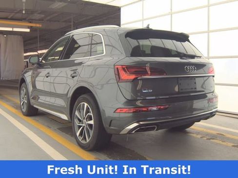Used 2023 Audi Q5 2.0T Premium w/ Convenience Package AWD/4WD image 3