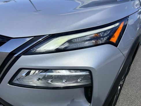 Used 2022 Nissan Rogue SV FWD image 15