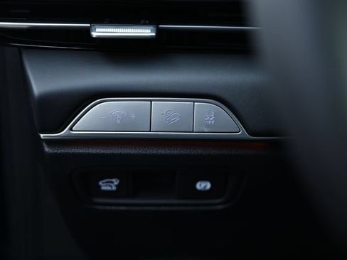 New 2026 Genesis GV80 2.5T RWD image 18