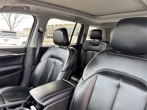 Used 2023 Jeep Grand Cherokee Limited image 33