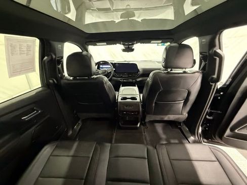 Used 2024 Chevrolet Silverado EV RST image 29